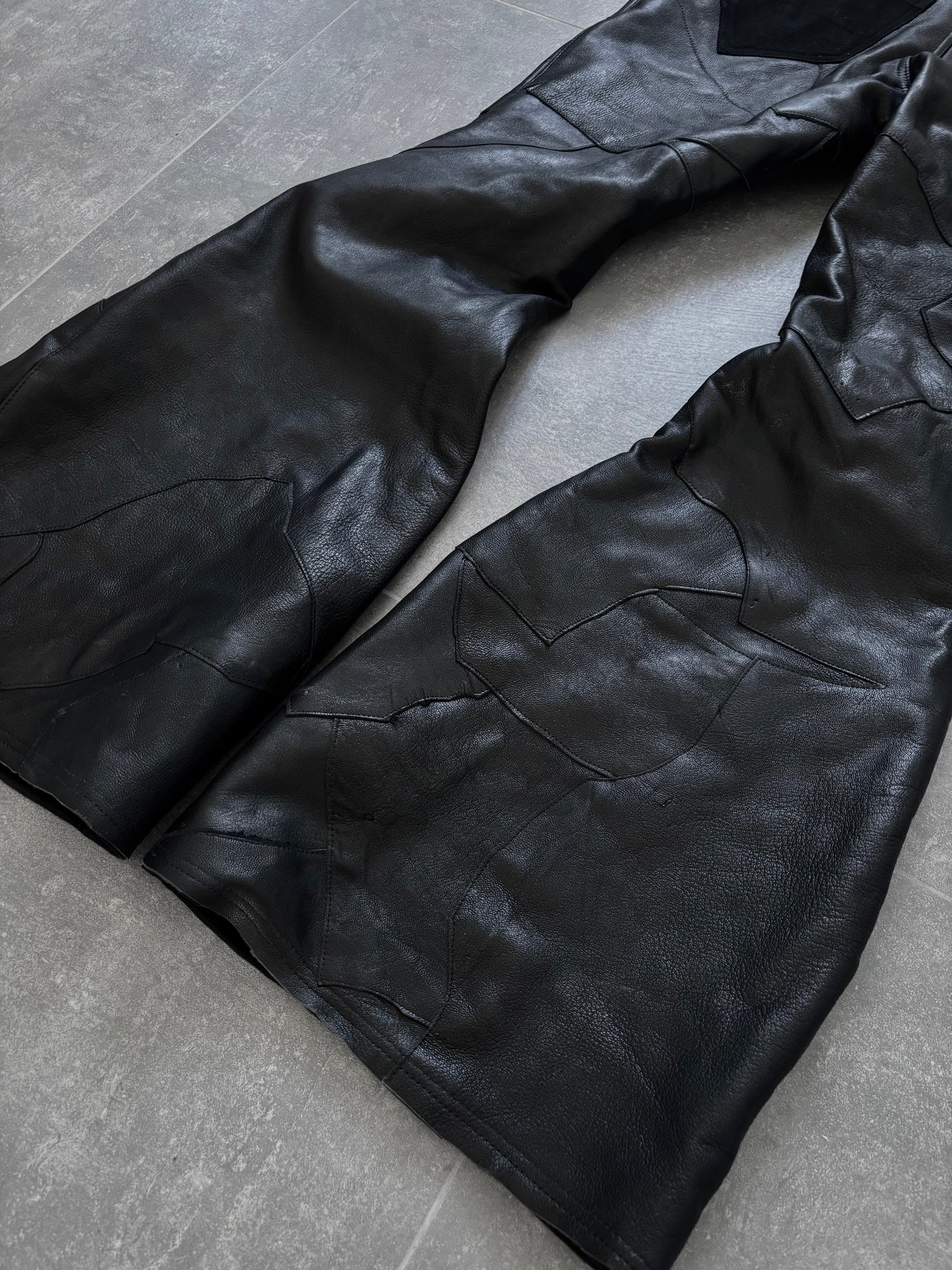 SCRAP LEATHER DENIM PANTS
