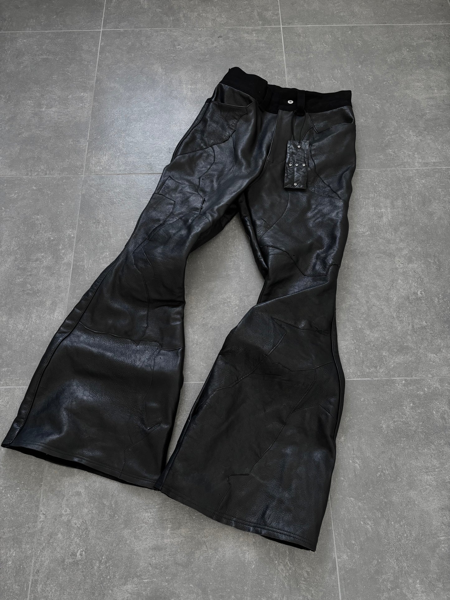 SCRAP LEATHER DENIM PANTS